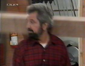 Capture from episode 1.17 - What About Bob?